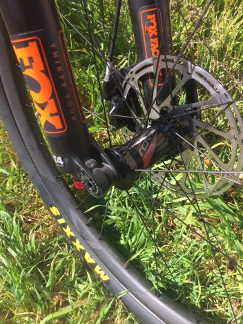 Roval Traverse Carbon Wheels mated to the Fox 34 Forks